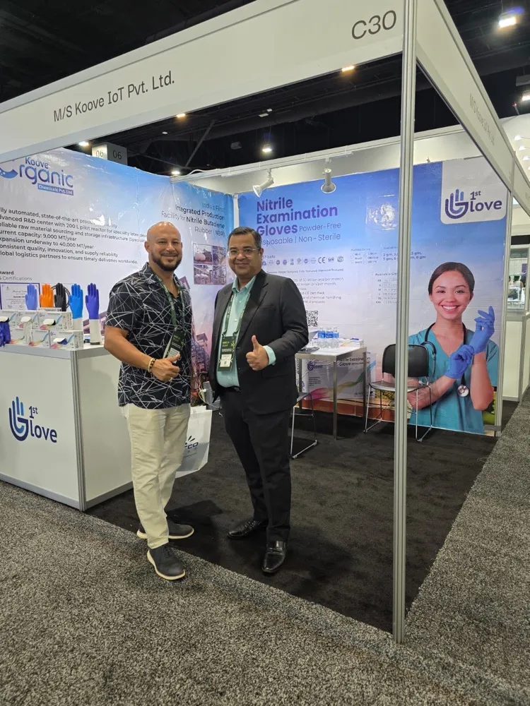 1st Glove at World Health Expo Miami 2026 — photo 4